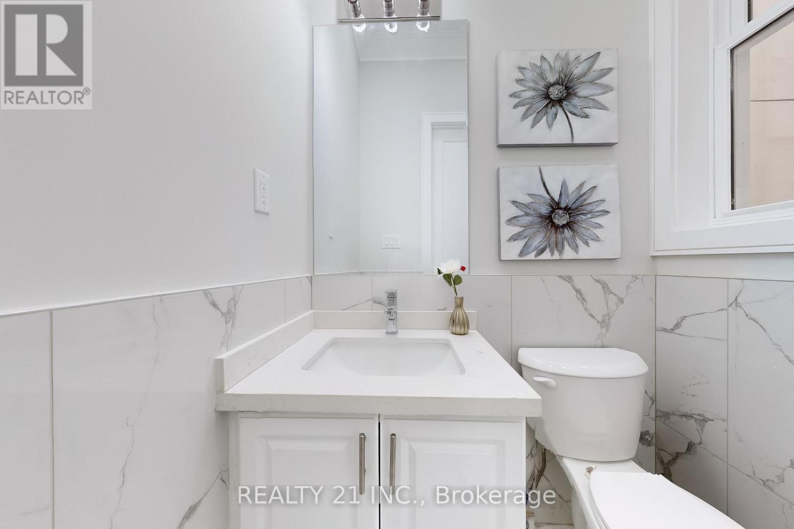 Photo 6 of Main And 2nd 17 Malta Street, Toronto ON