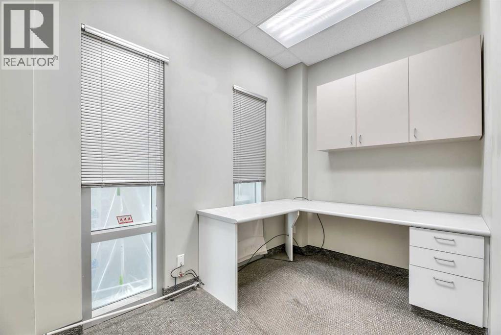 Office for Sale in   Avenue SW Downtown Commercial Core Calgary 