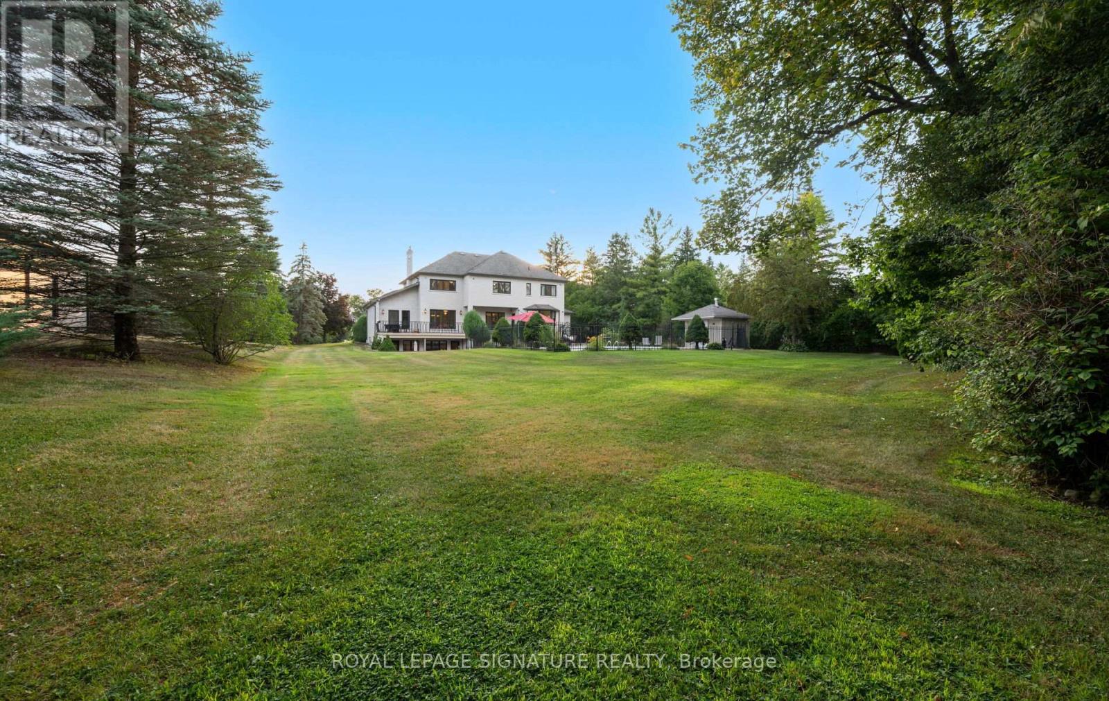 Photo 9 of 75 Rachelle Court, Vaughan ON