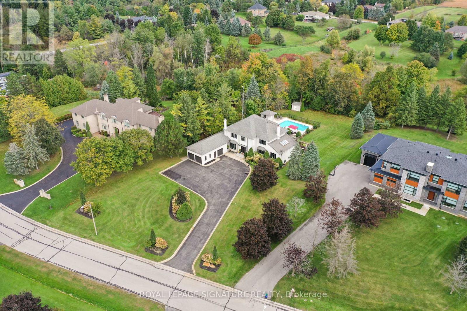 Photo 45 of 75 Rachelle Court, Vaughan ON