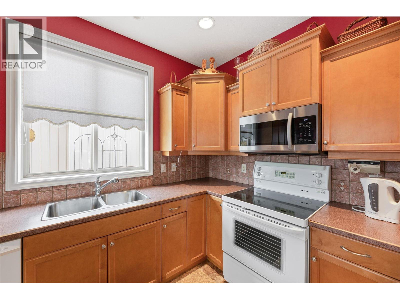Photo 2 of 2365 Stillingfleet Road Unit 384, Kelowna BC