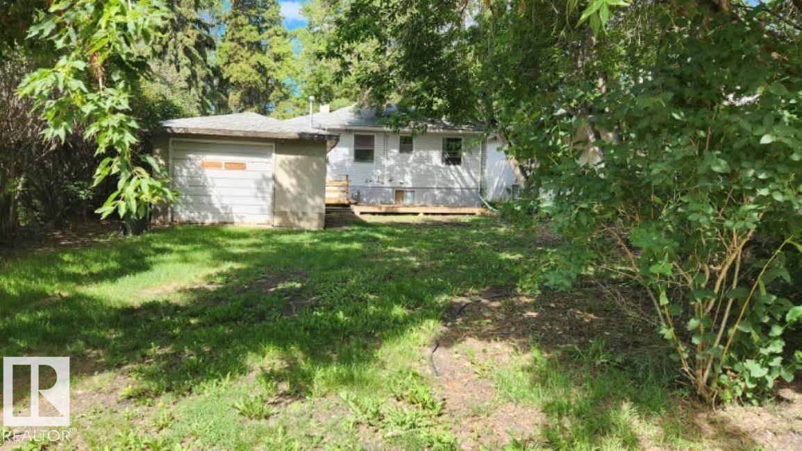 Photo 6 of 10915 122 St Nw, Edmonton AB