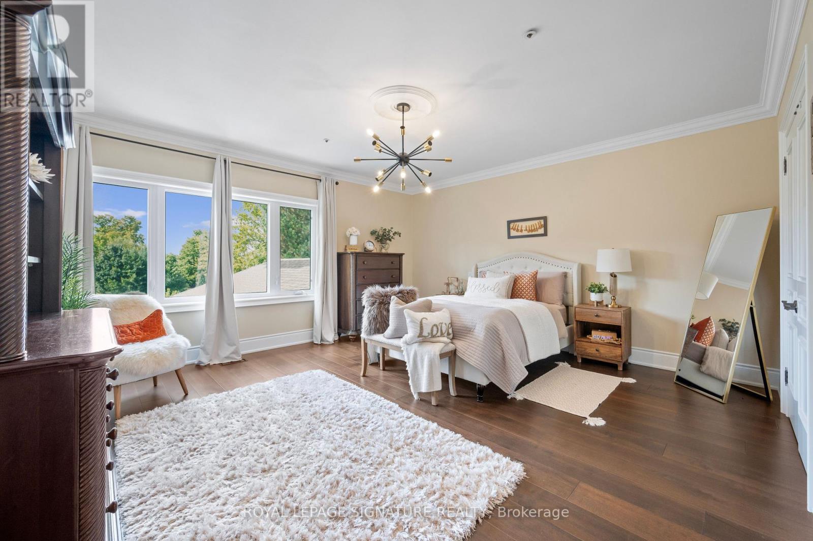 Photo 34 of 75 Rachelle Court, Vaughan ON