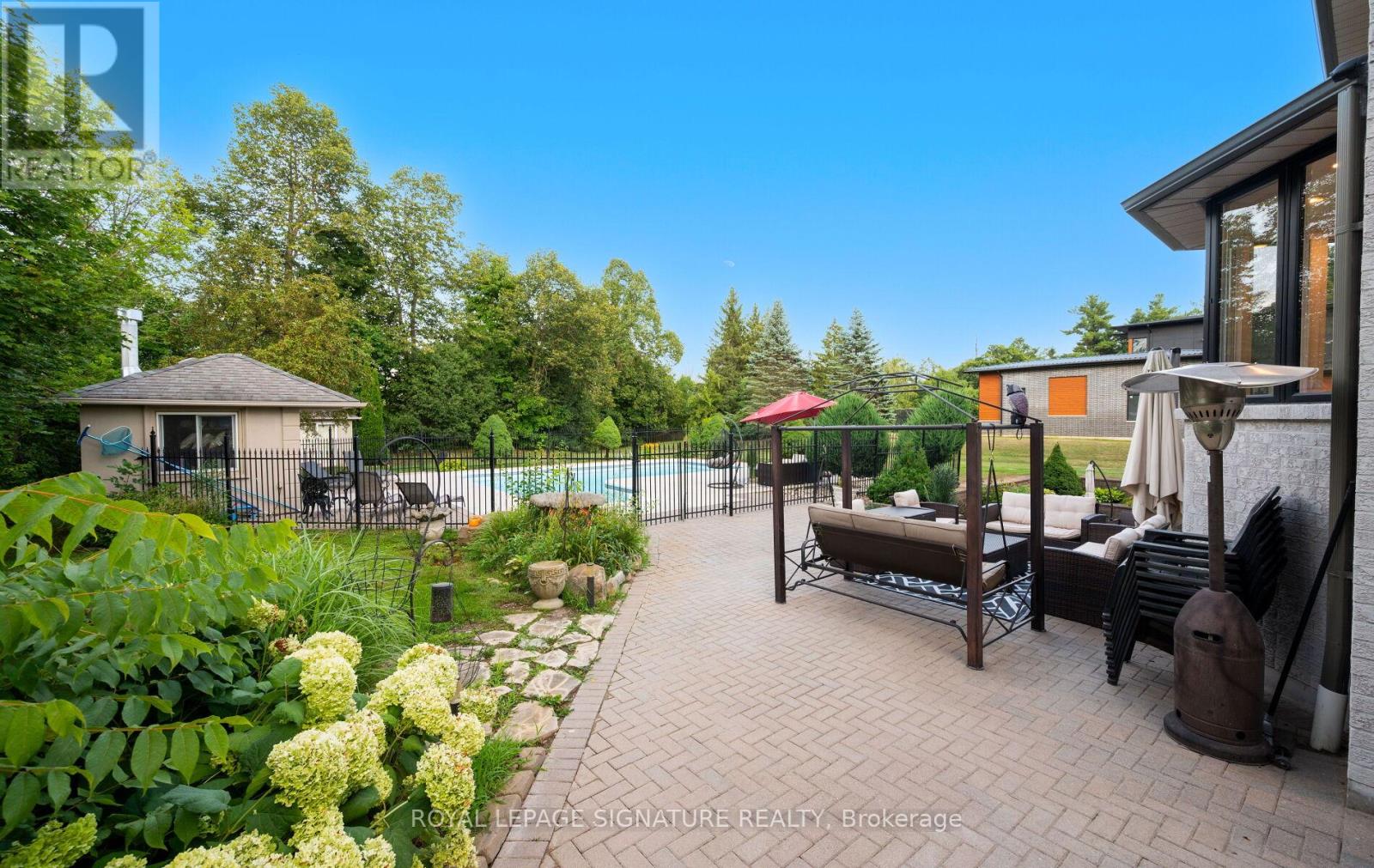 Photo 44 of 75 Rachelle Court, Vaughan ON