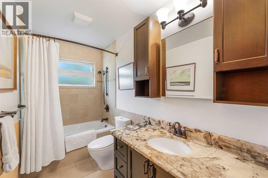 Single Family House 4 Level for Sale in   Street SW Westgate Calgary 