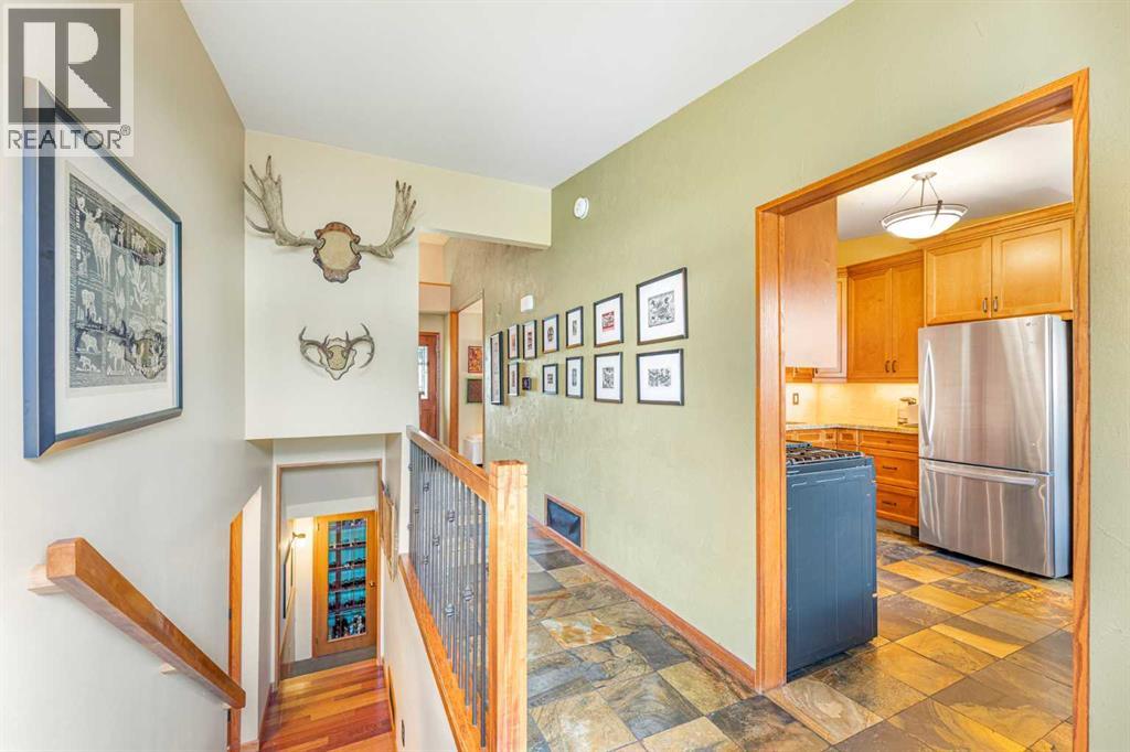 Single Family House 4 Level for Sale in   Street SW Westgate Calgary 
