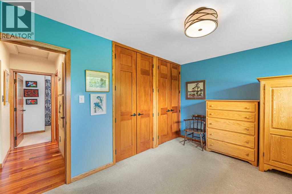Single Family House 4 Level for Sale in   Street SW Westgate Calgary 
