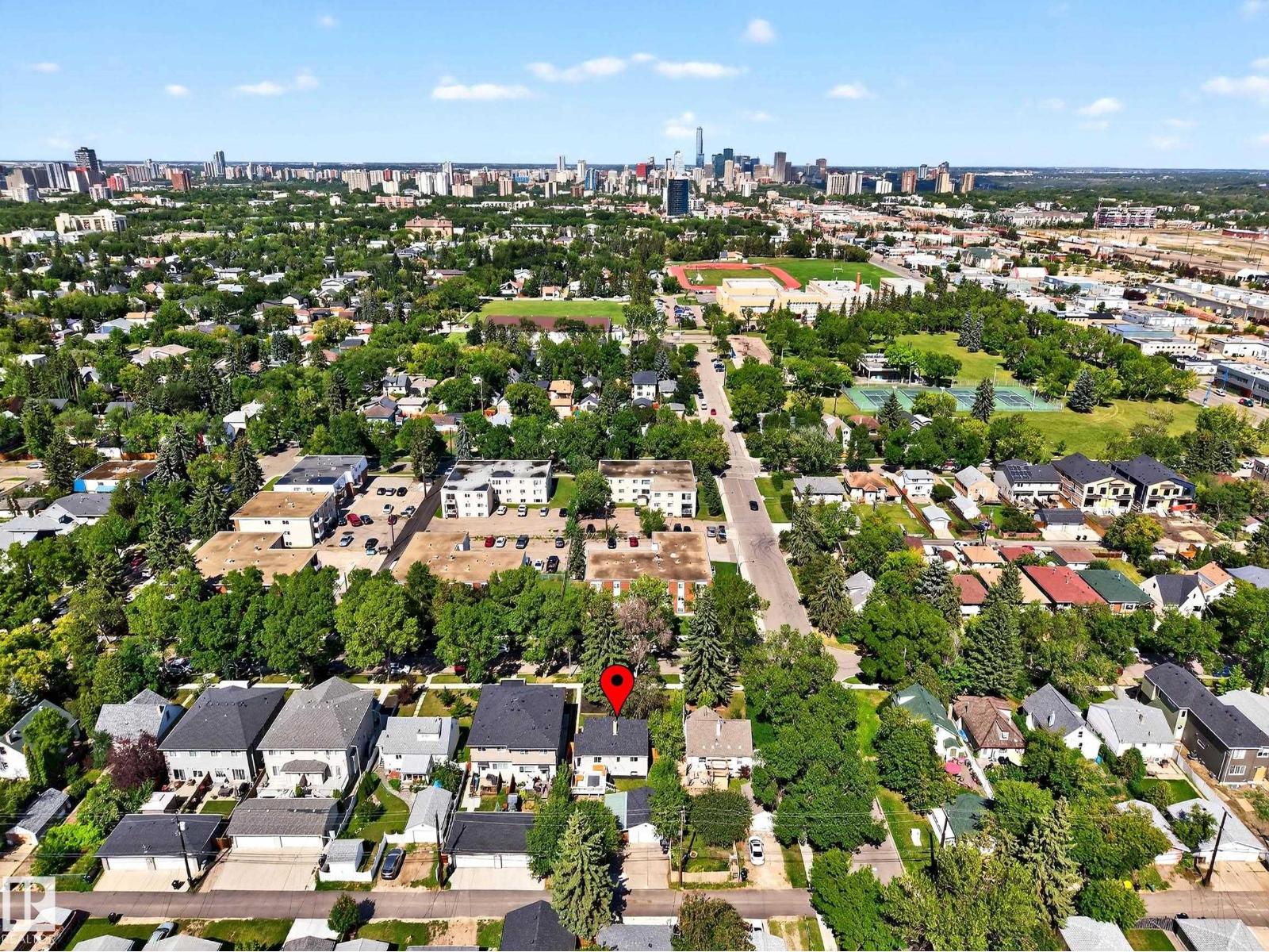 Photo 60 of 10507 69 Av Nw, Edmonton AB