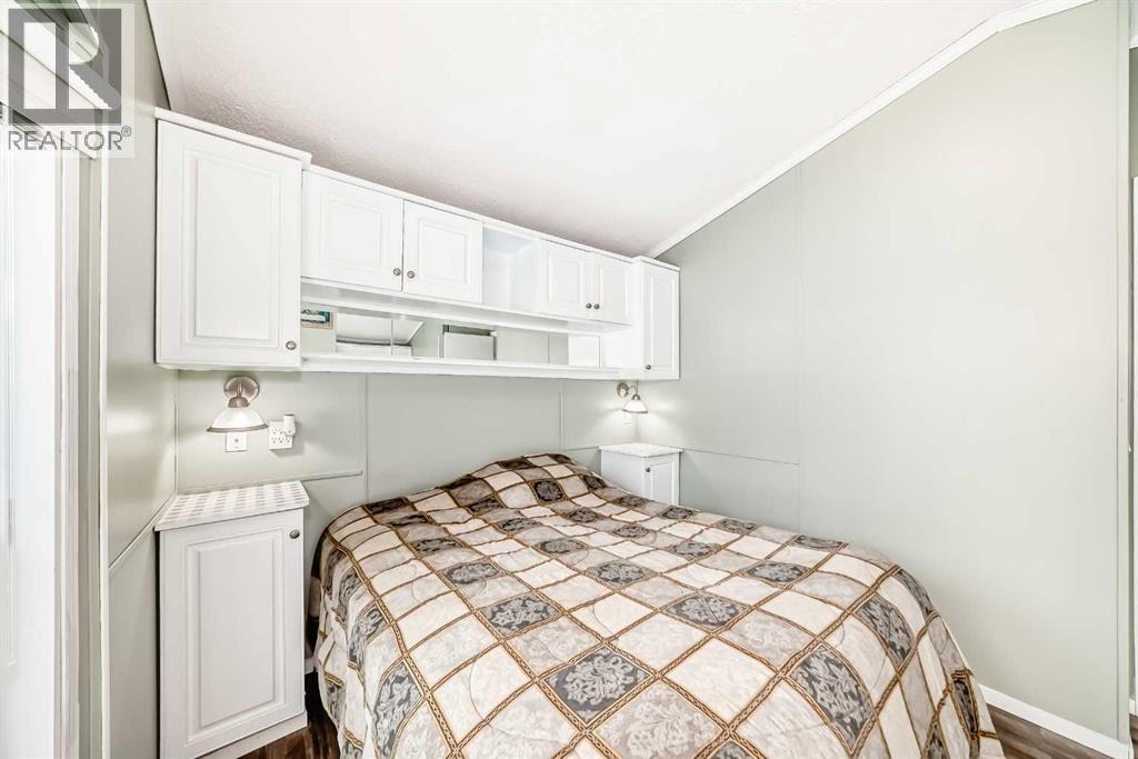 Photo 3 of 507 3223 83 Street Nw, Calgary AB