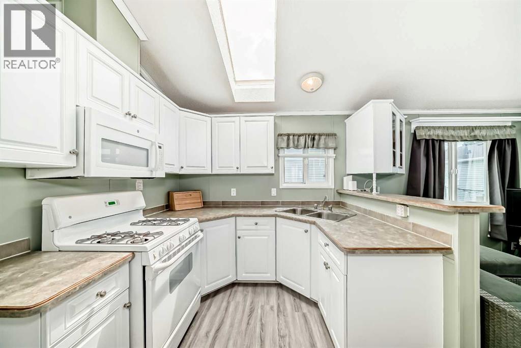 Photo 18 of 507 3223 83 Street Nw, Calgary AB