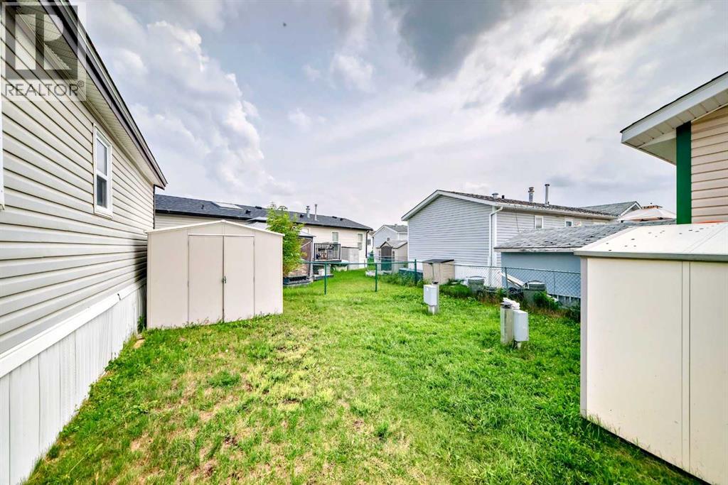 Photo 4 of 507 3223 83 Street Nw, Calgary AB