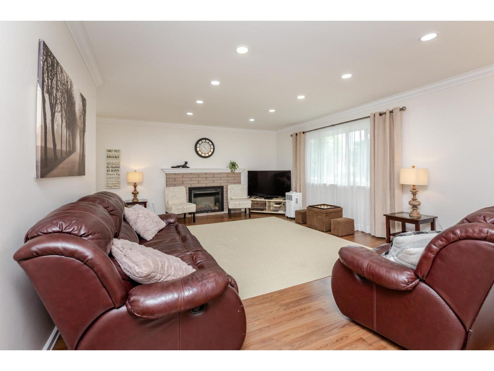 Photo 18 of 12069 97 Avenue, Surrey BC
