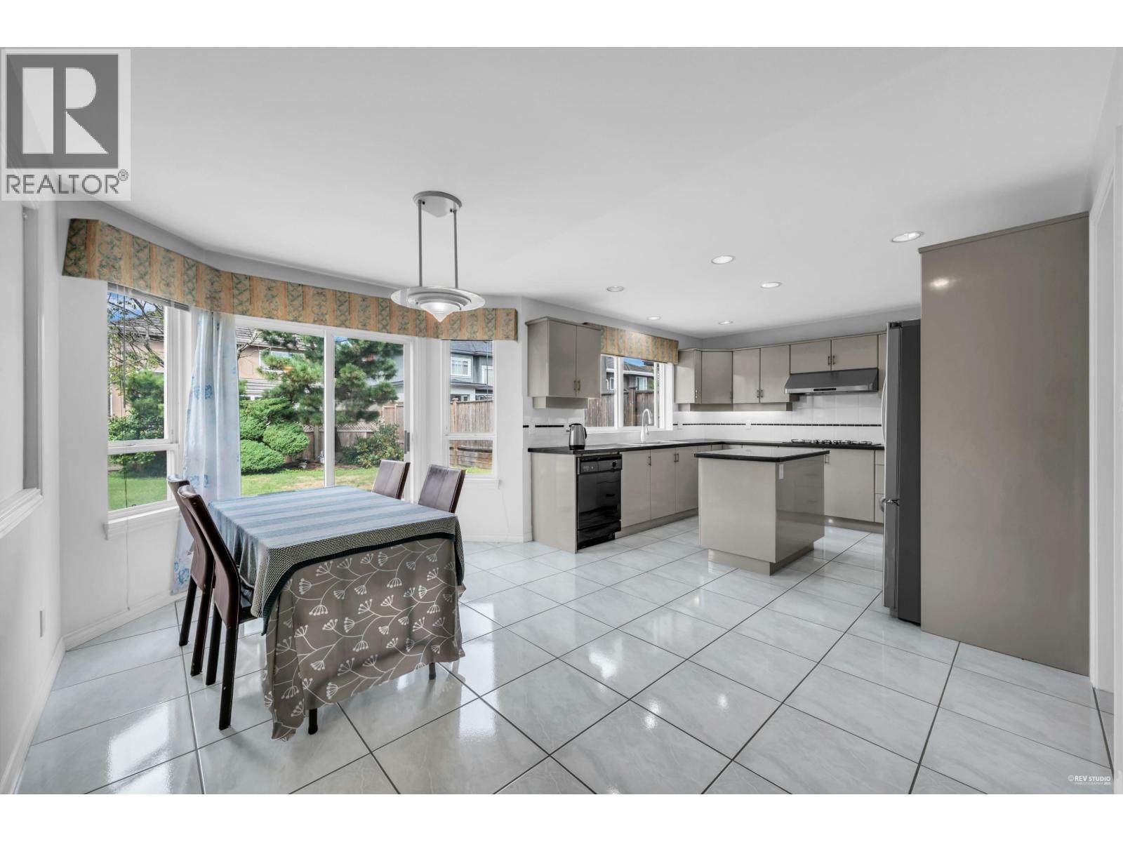 Photo 14 of 12631 Cameron Drive, Richmond BC