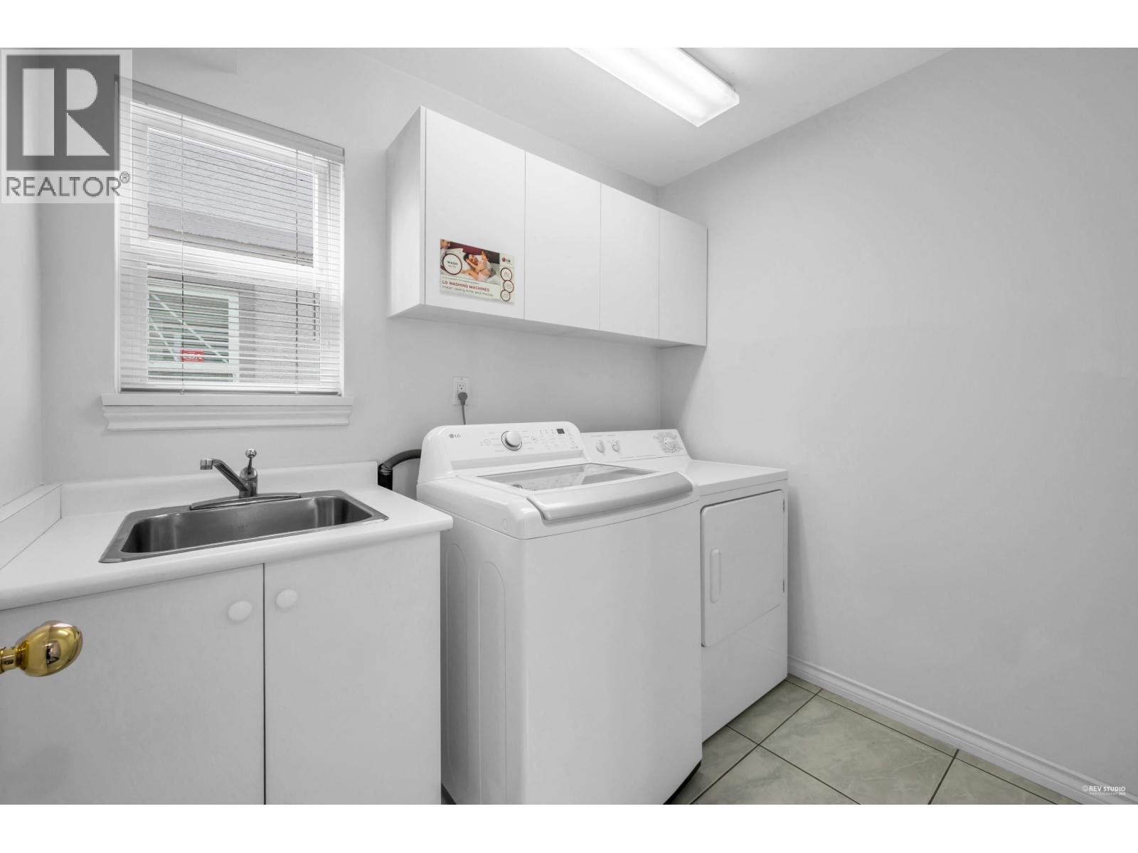 Photo 37 of 12631 Cameron Drive, Richmond BC