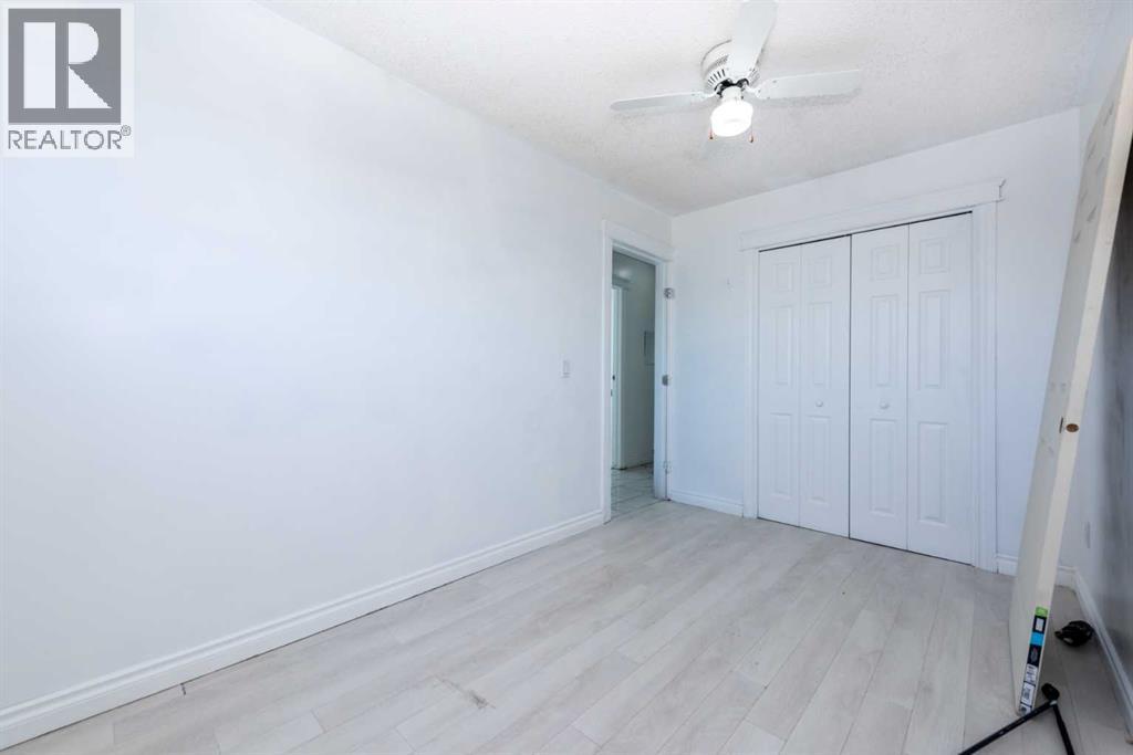 Single Family House Bi-level for Sale in  Whitworth Way NE Whitehorn Calgary 