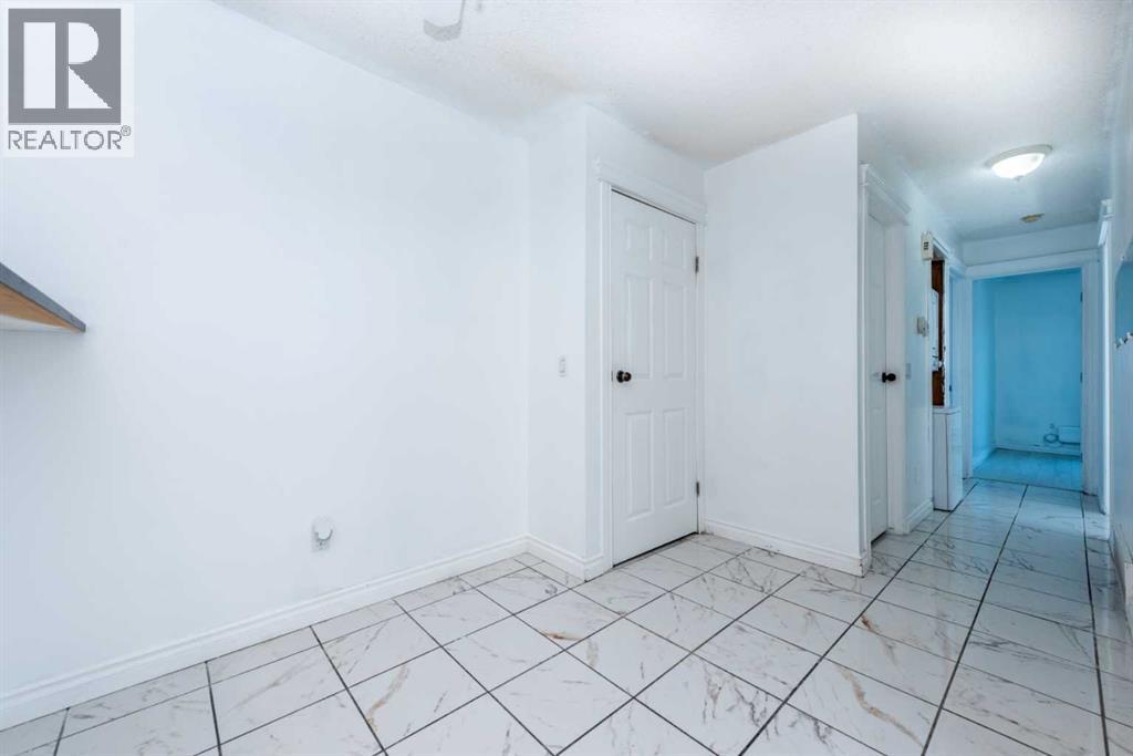 Single Family House Bi-level for Sale in  Whitworth Way NE Whitehorn Calgary 