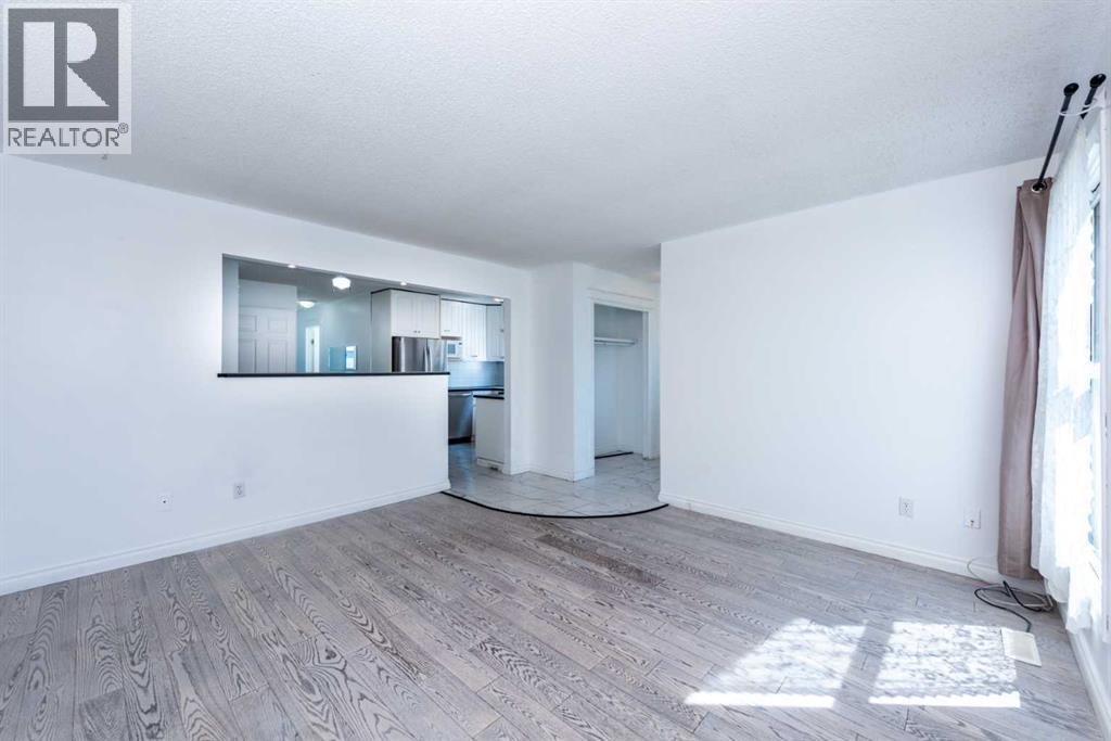 Single Family House Bi-level for Sale in  Whitworth Way NE Whitehorn Calgary 