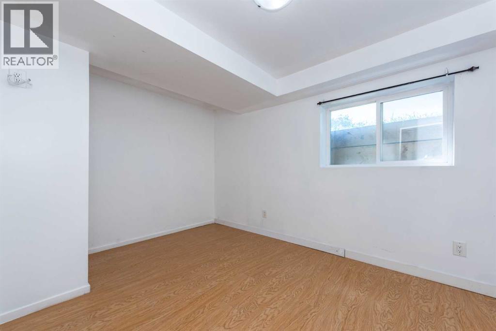 Single Family House Bi-level for Sale in  Whitworth Way NE Whitehorn Calgary 