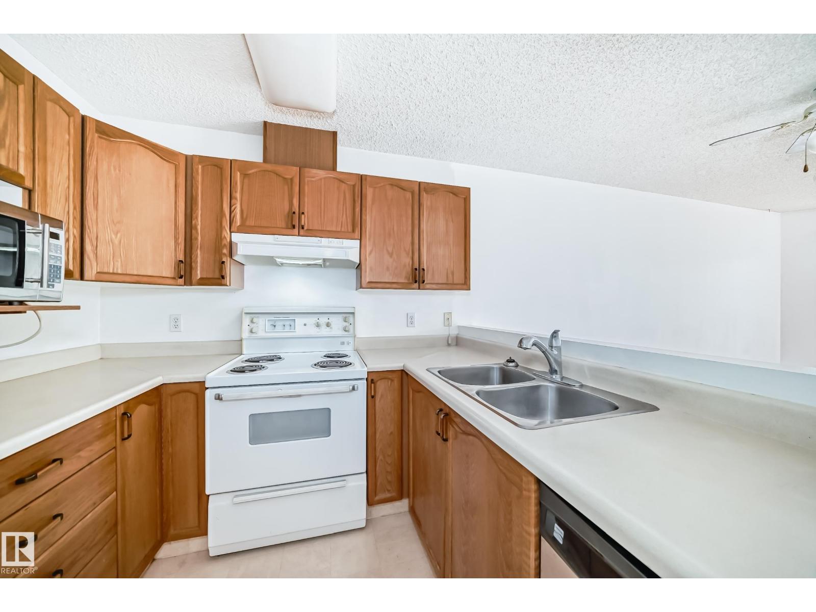 Photo 6 of 201 65 Gervais Rd, St Albert AB