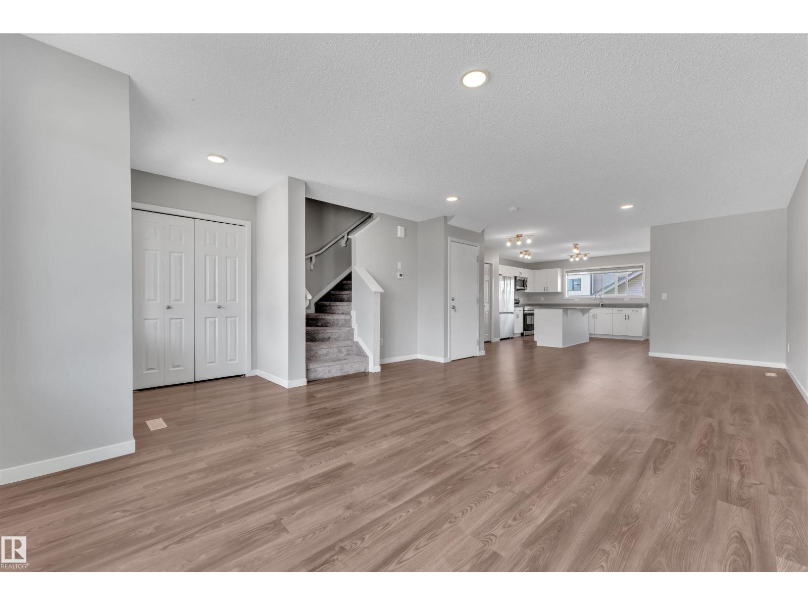 Photo 11 of 9606 Colak Link Li Sw, Edmonton AB