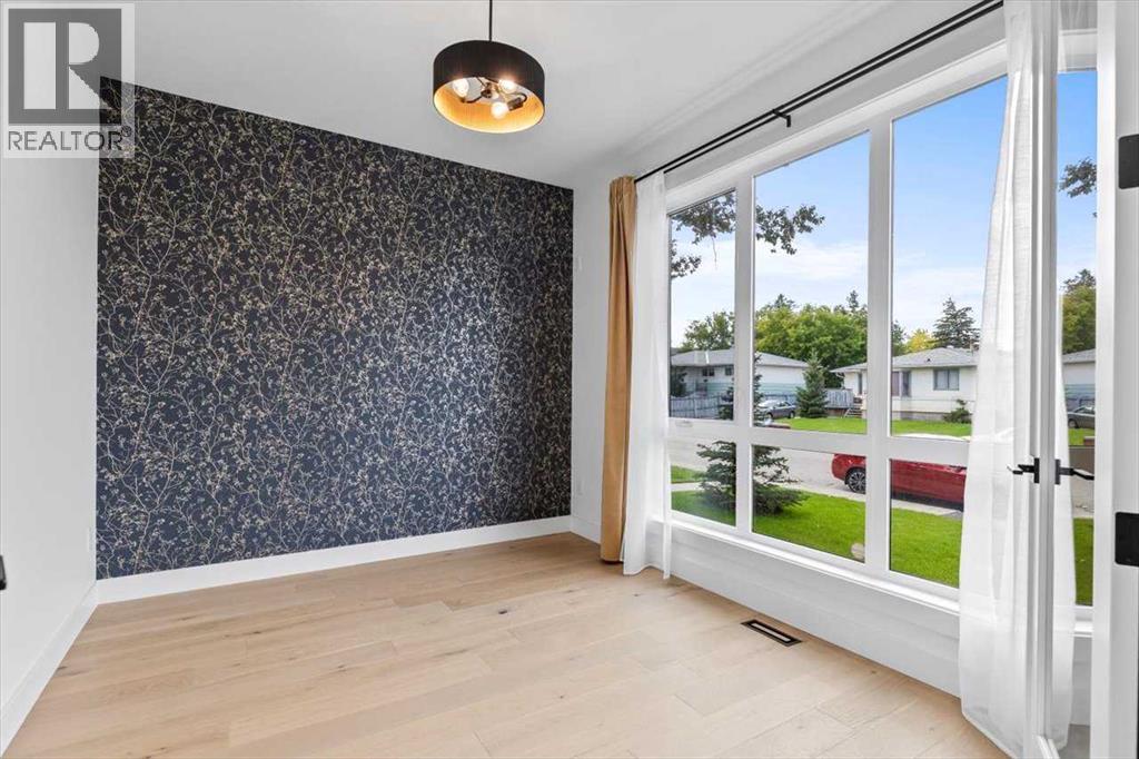 Single Family House for Sale in   Street SW Rosscarrock Calgary 