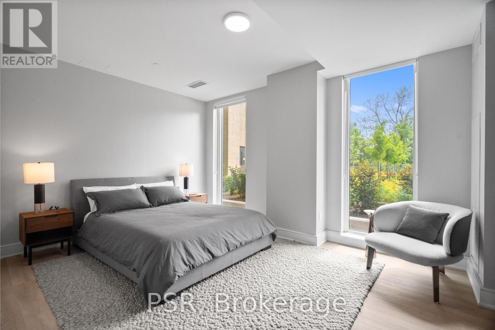 Photo 36 of 110 200 Deerfield Road, Newmarket ON