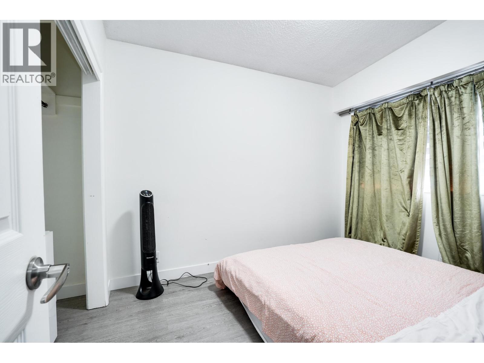 Photo 8 of 1726 Penticton Street, Vancouver BC
