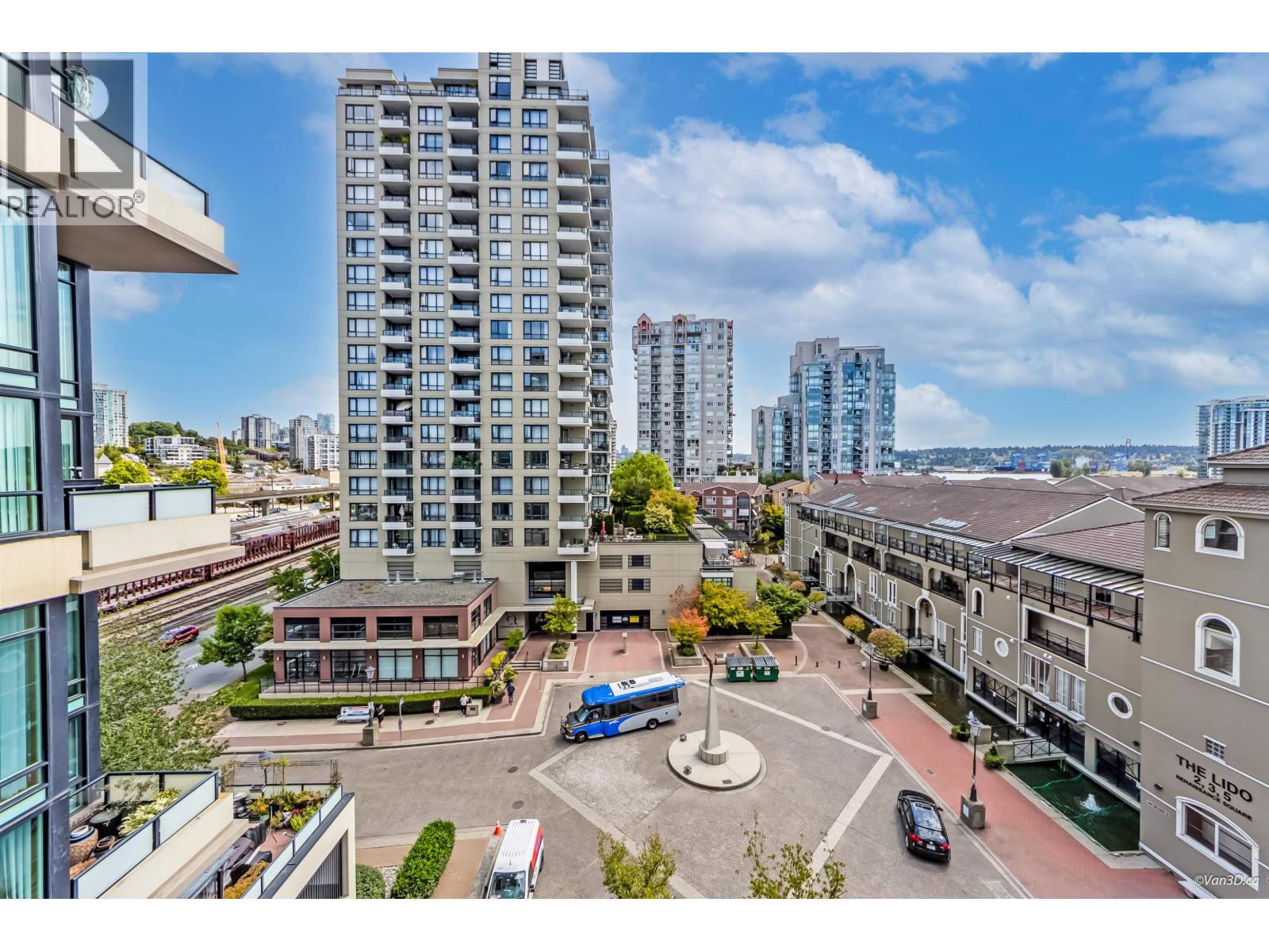Photo 13 of 402 10 Renaissance Square, New Westminster BC