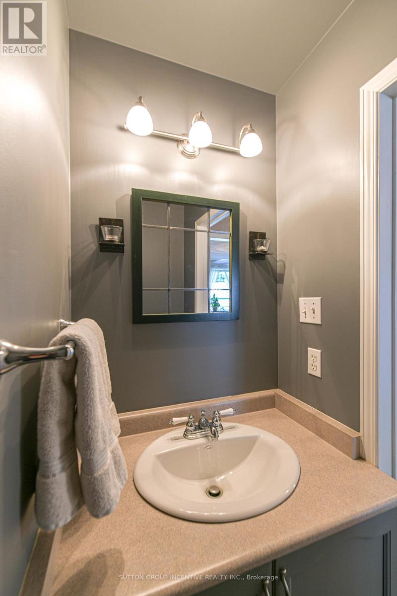 Photo 21 of 78 Vanessa Drive, Orillia ON