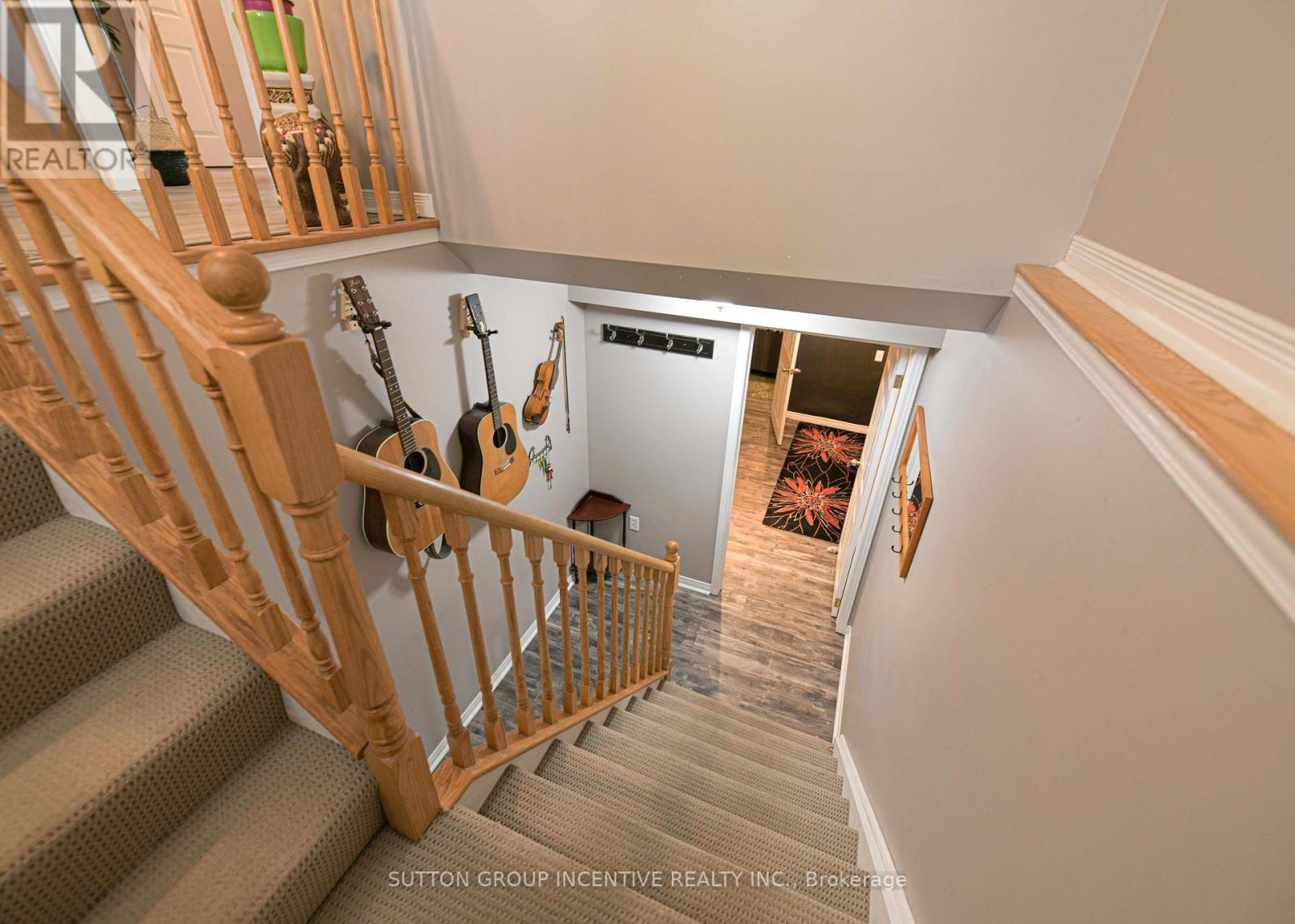Photo 10 of 78 Vanessa Drive, Orillia ON