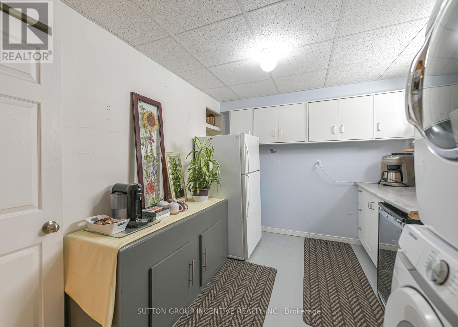 Photo 17 of 78 Vanessa Drive, Orillia ON