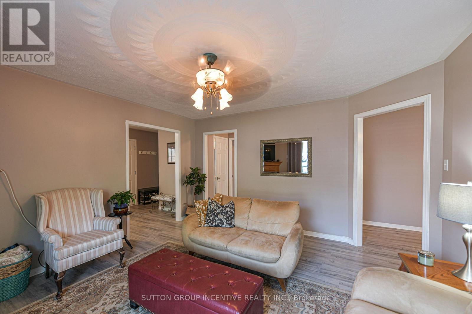 Photo 23 of 78 Vanessa Drive, Orillia ON