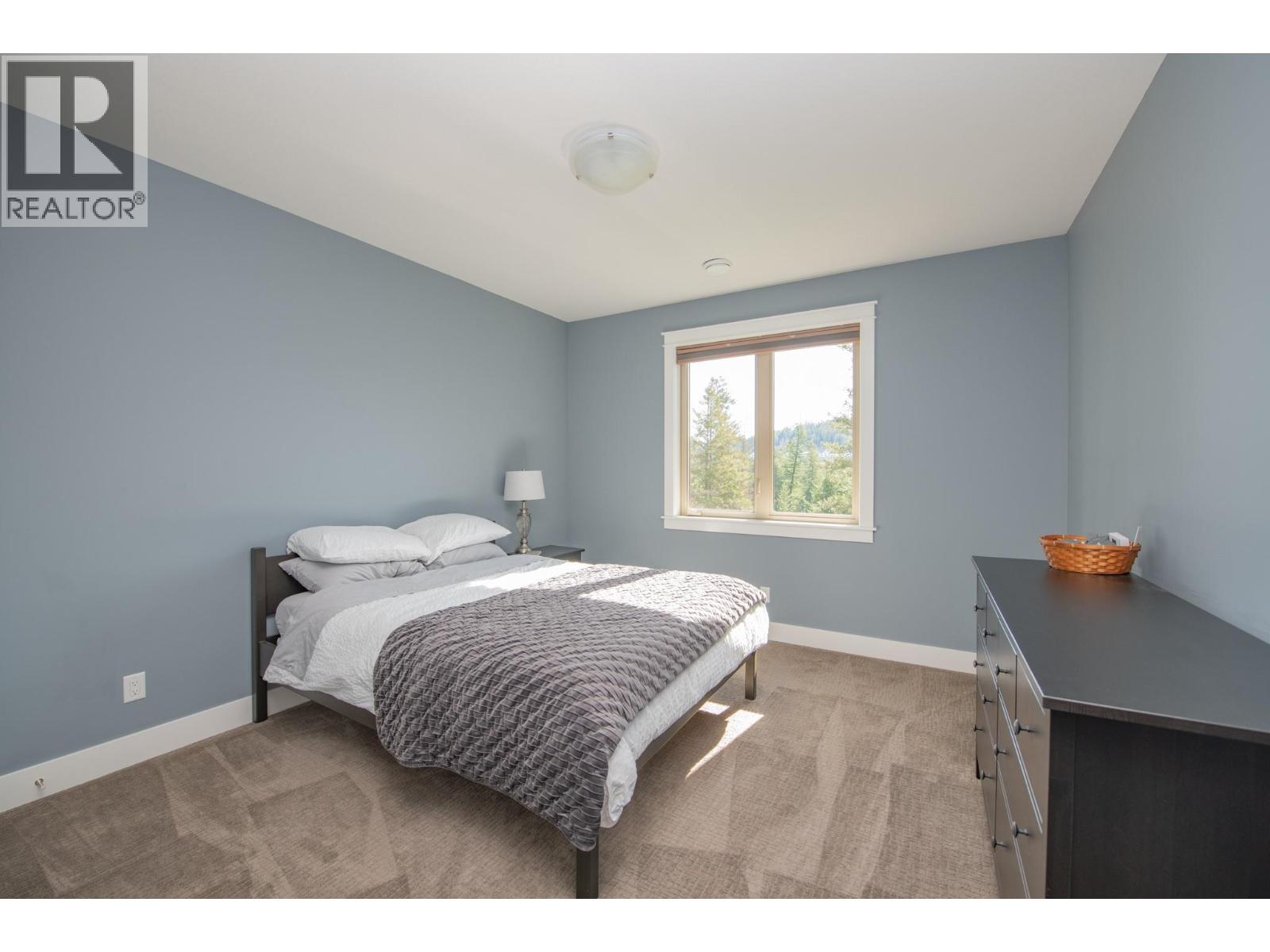 Photo 15 of 433 Longspoon Place, Vernon BC