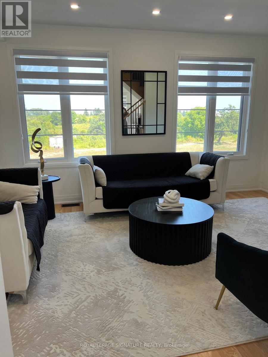 Photo 5 of 72 Waterside Way, Whitby ON