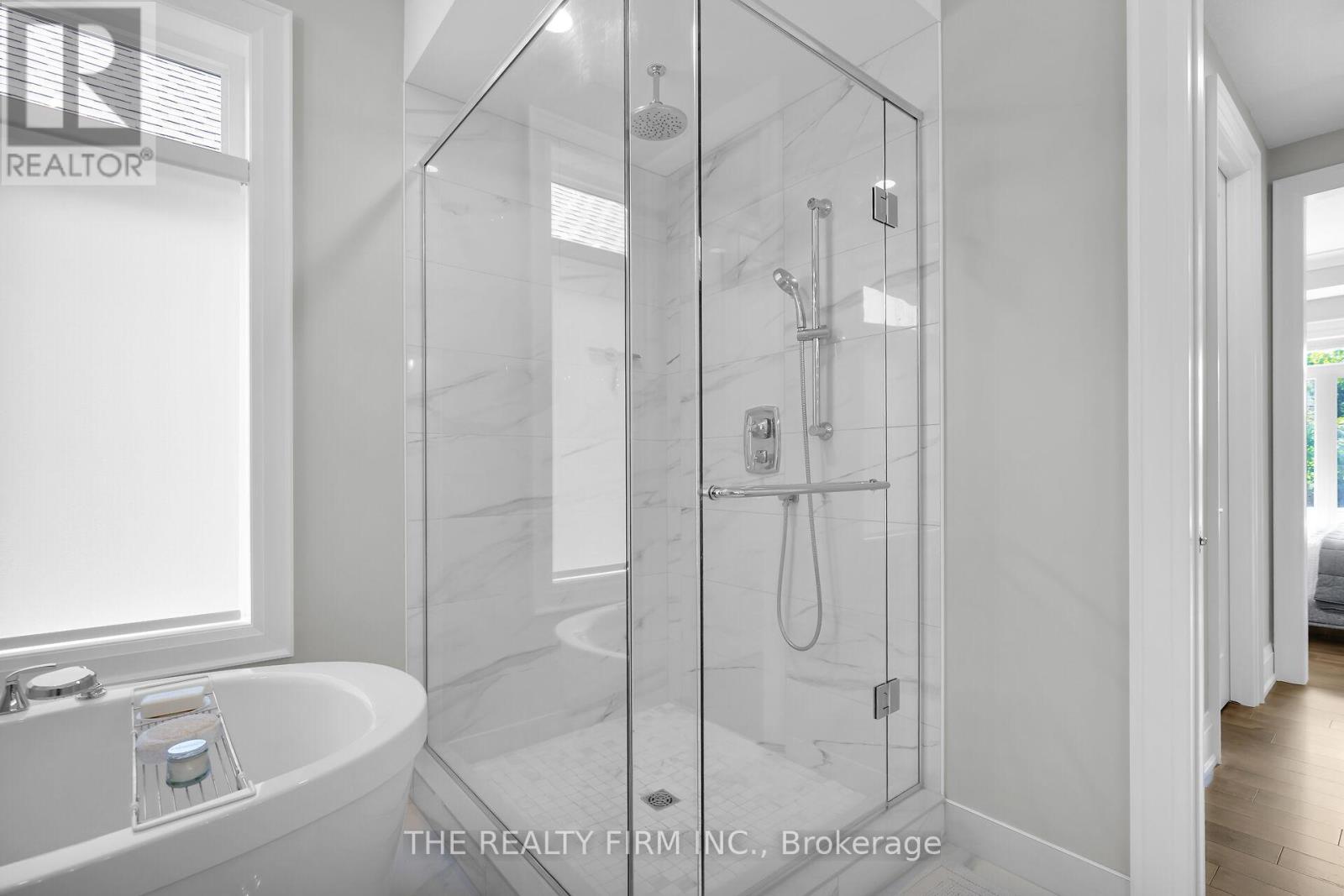 Photo 21 of 65 1710 Ironwood Road, London South ON