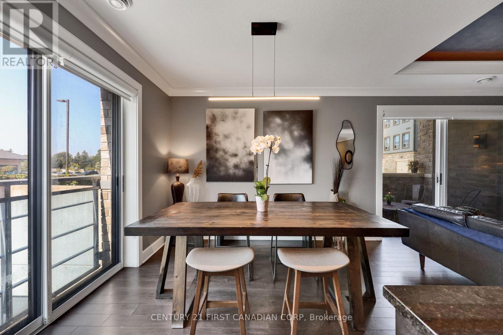 Photo 7 of 211 340 Sugarcreek Trail, London North ON