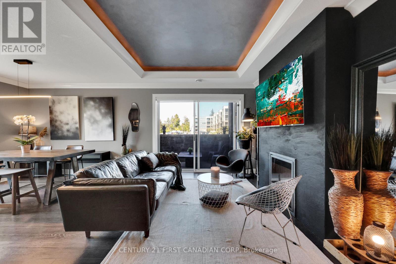 Photo 11 of 211 340 Sugarcreek Trail, London North ON