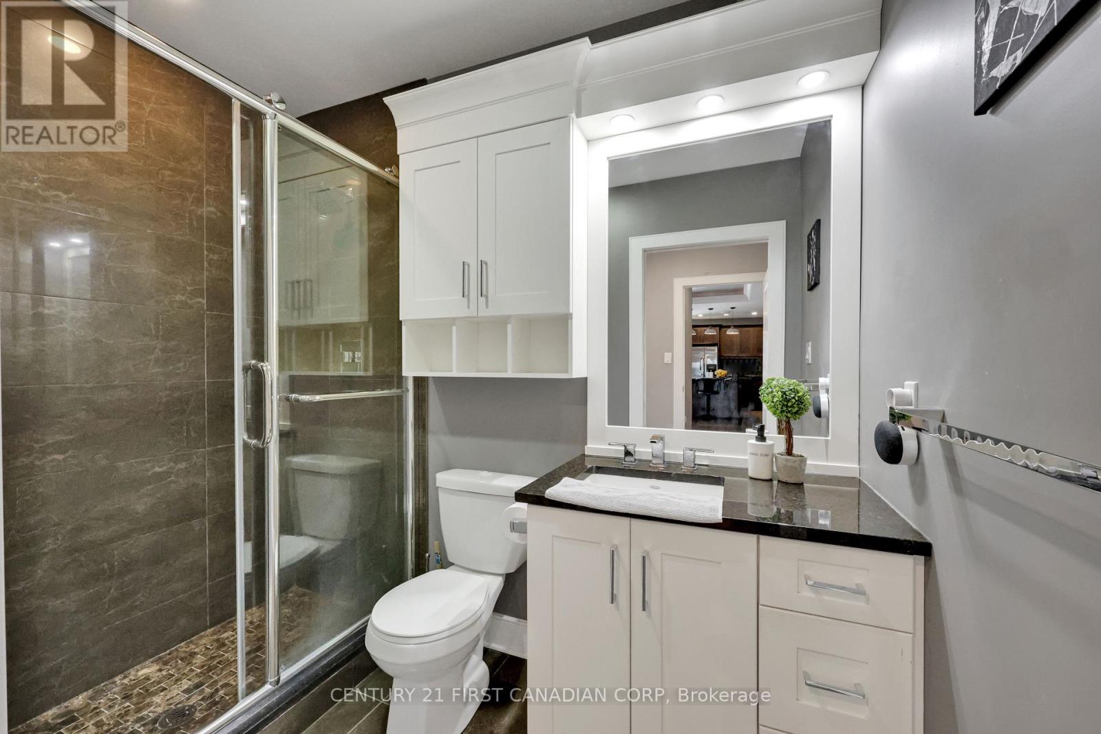 Photo 37 of 211 340 Sugarcreek Trail, London North ON