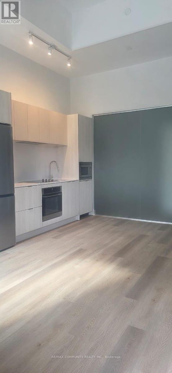 Photo 2 of 3025 Novar Road W, Mississauga ON