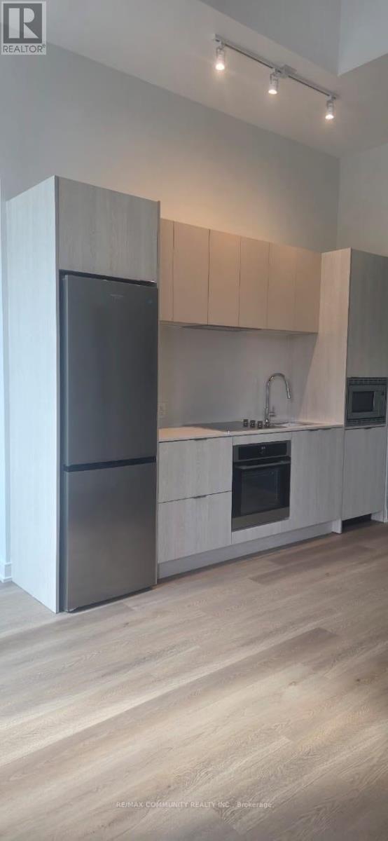 Photo 4 of 3025 Novar Road W, Mississauga ON