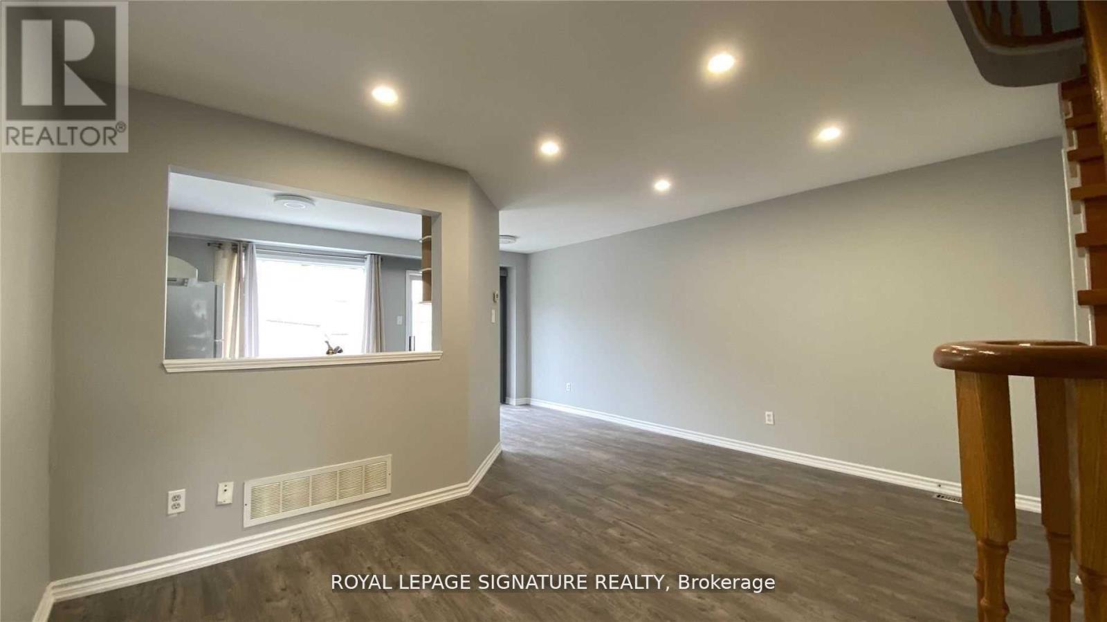 Photo 4 of 77 1292 Sherwood Mills Boulevard, Mississauga ON