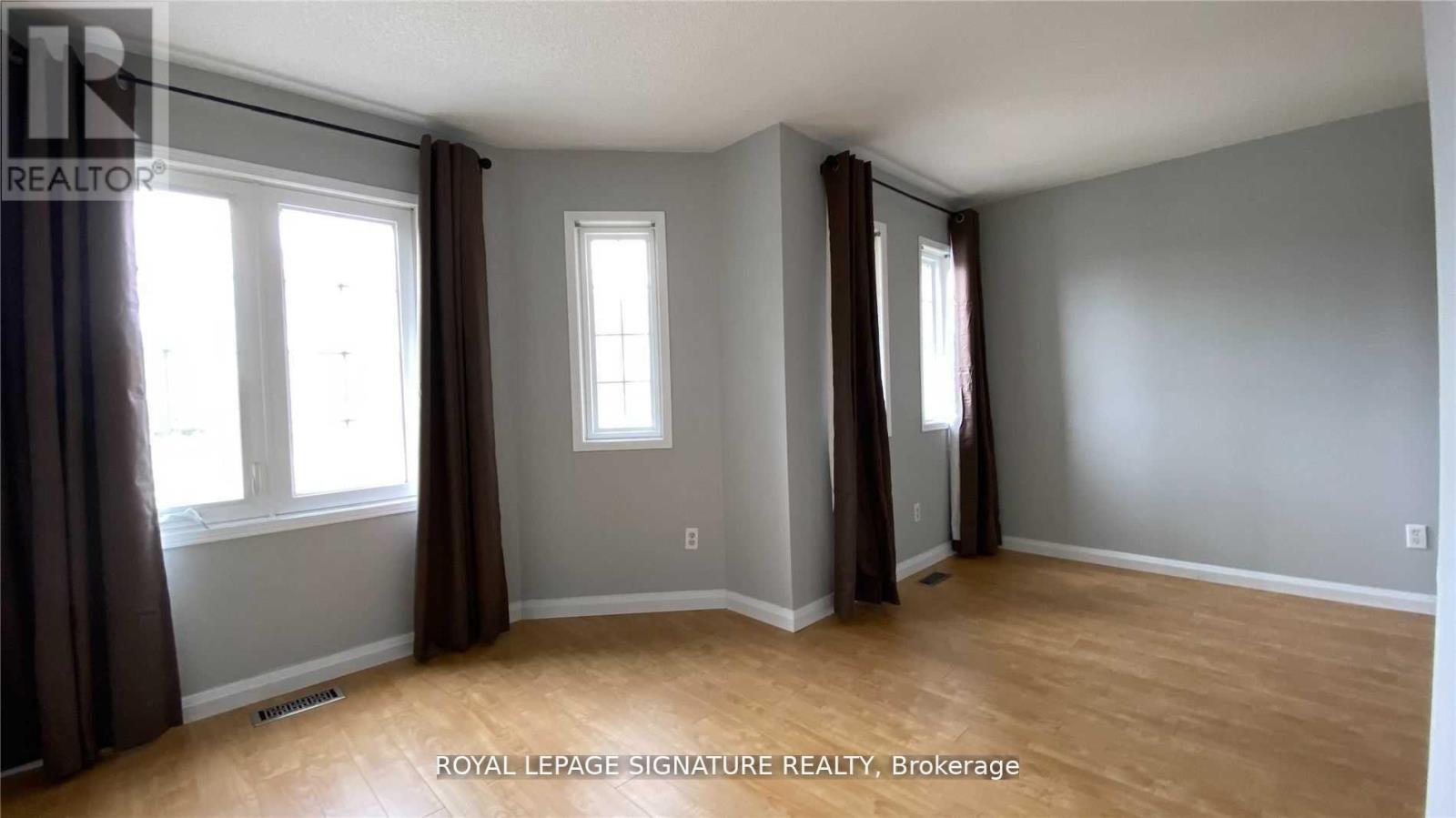 Photo 3 of 77 1292 Sherwood Mills Boulevard, Mississauga ON