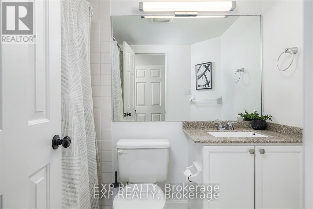 Photo 16 of 309 101 Subway Crescent, Toronto ON