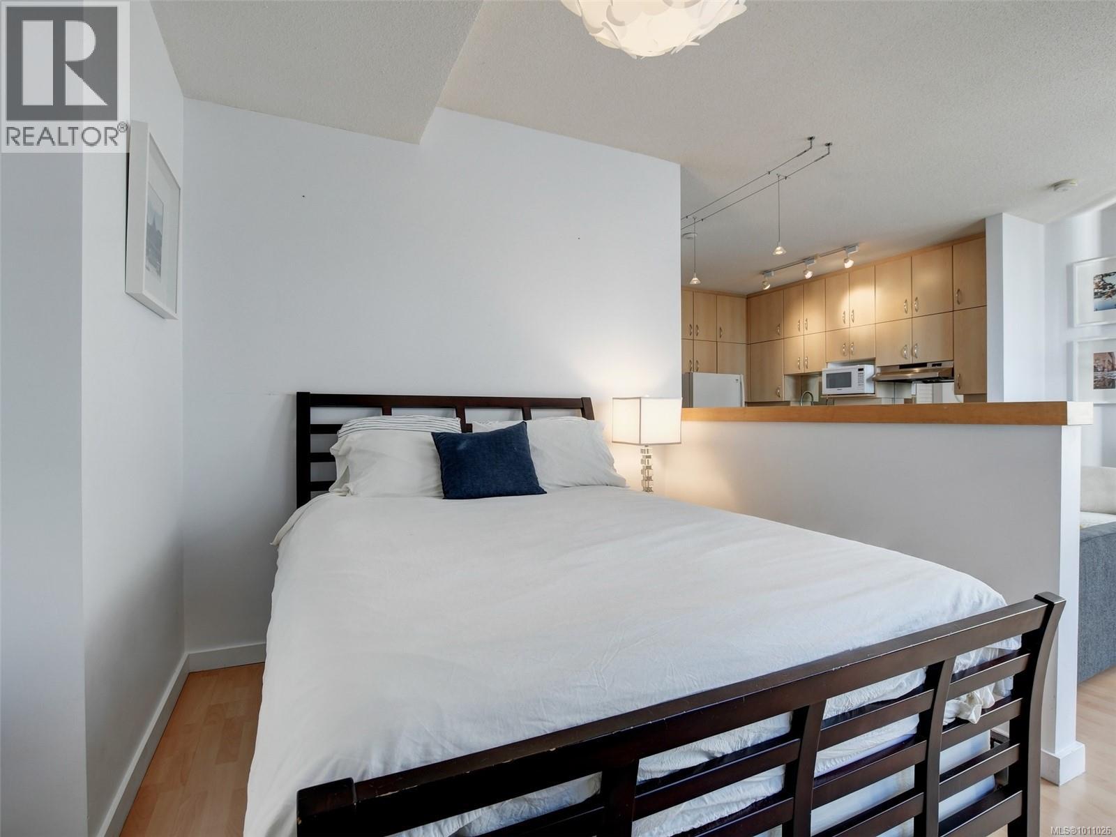 Photo 11 of 310 409 Swift St, Victoria BC