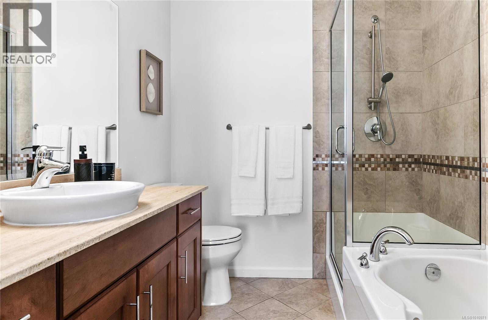 Photo 38 of 212 225 Menzies St, Victoria BC