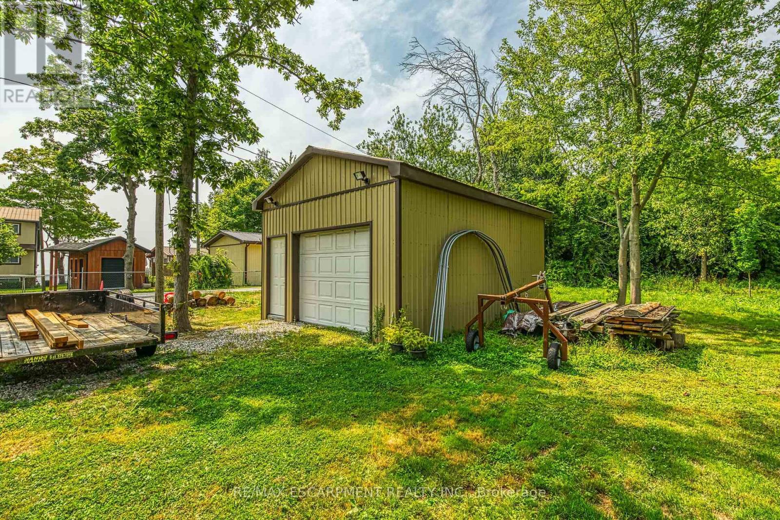 Photo 17 of 394 Lakeshore Road, Haldimand ON
