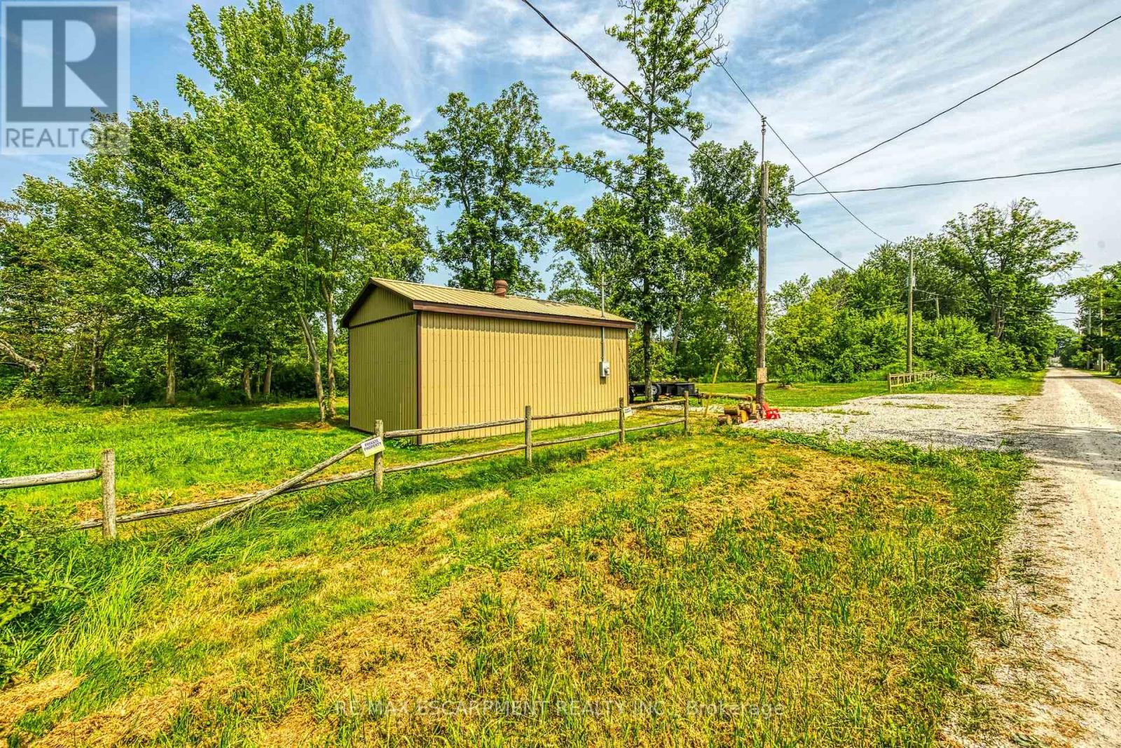 Photo 13 of 394 Lakeshore Road, Haldimand ON