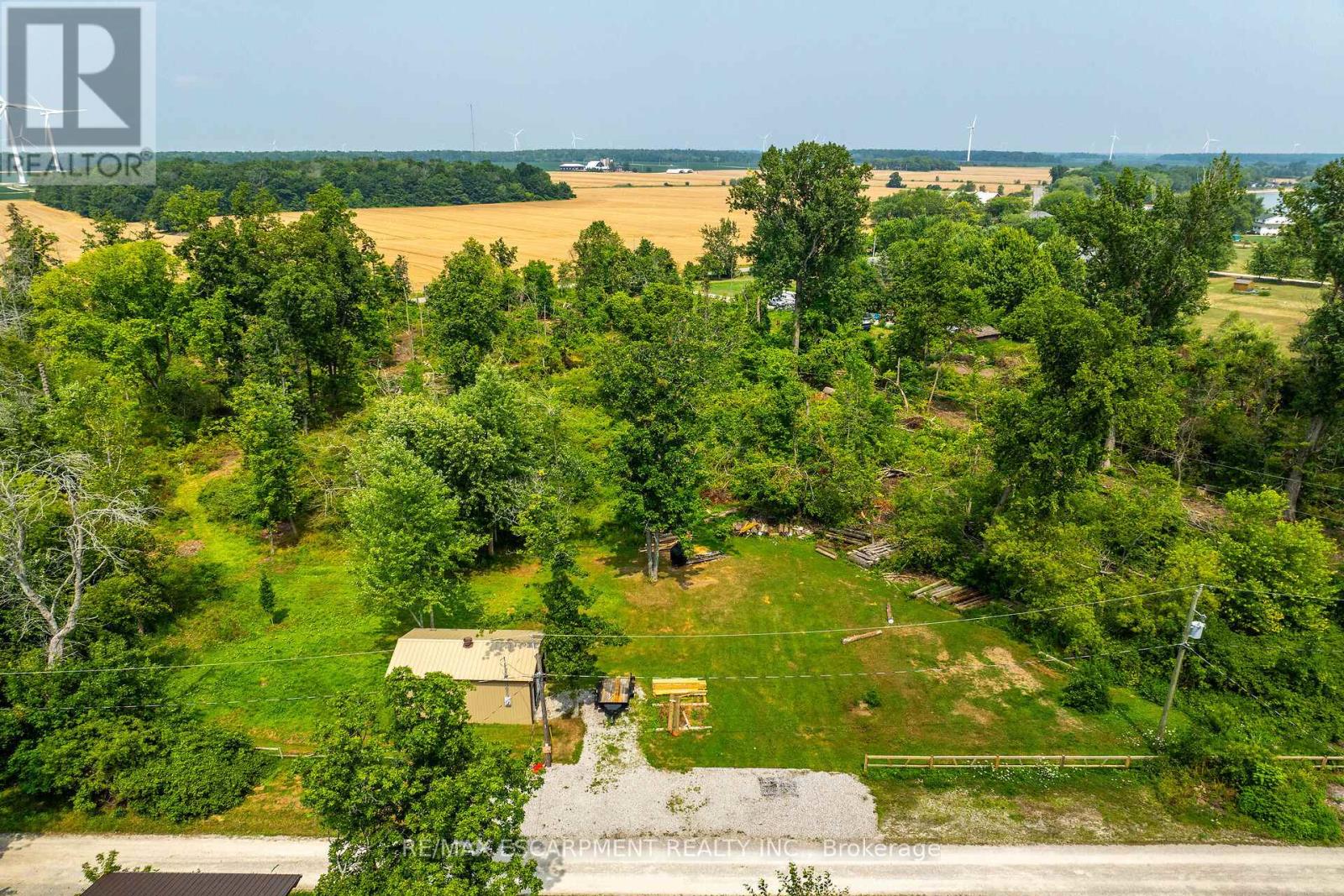 Photo 24 of 394 Lakeshore Road, Haldimand ON