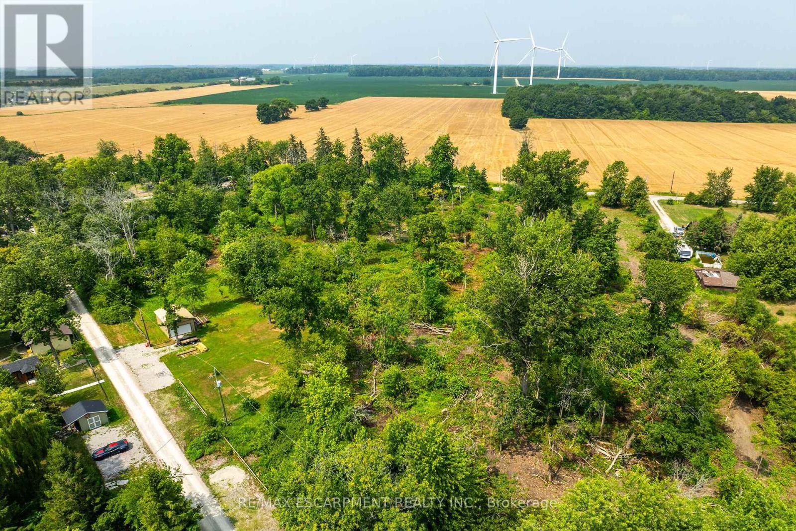 Photo 15 of 394 Lakeshore Road, Haldimand ON