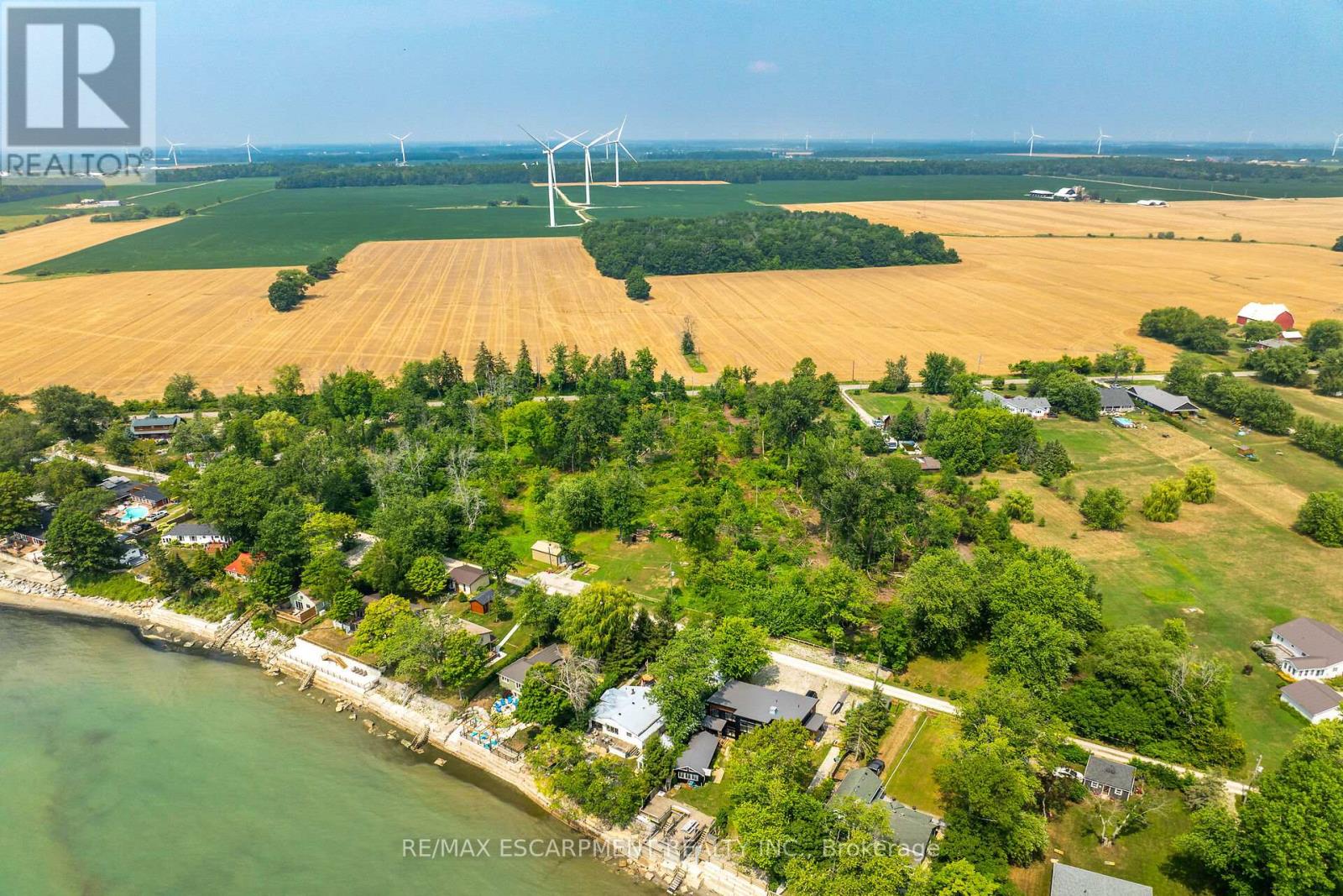 Photo 23 of 394 Lakeshore Road, Haldimand ON